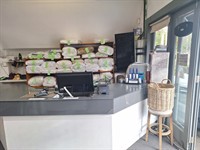 established dry cleaning laundry - 3